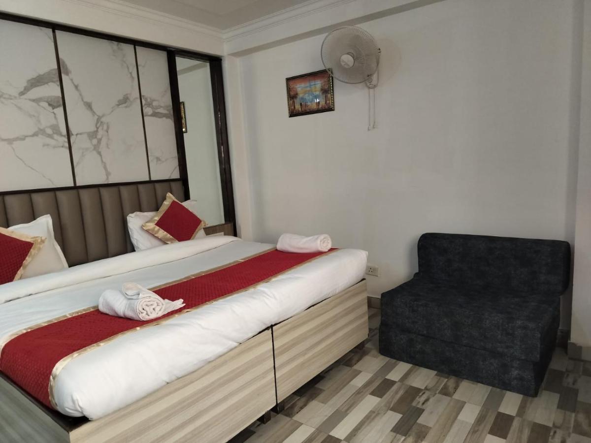 Hotel Clink New Delhi Airport Екстериор снимка