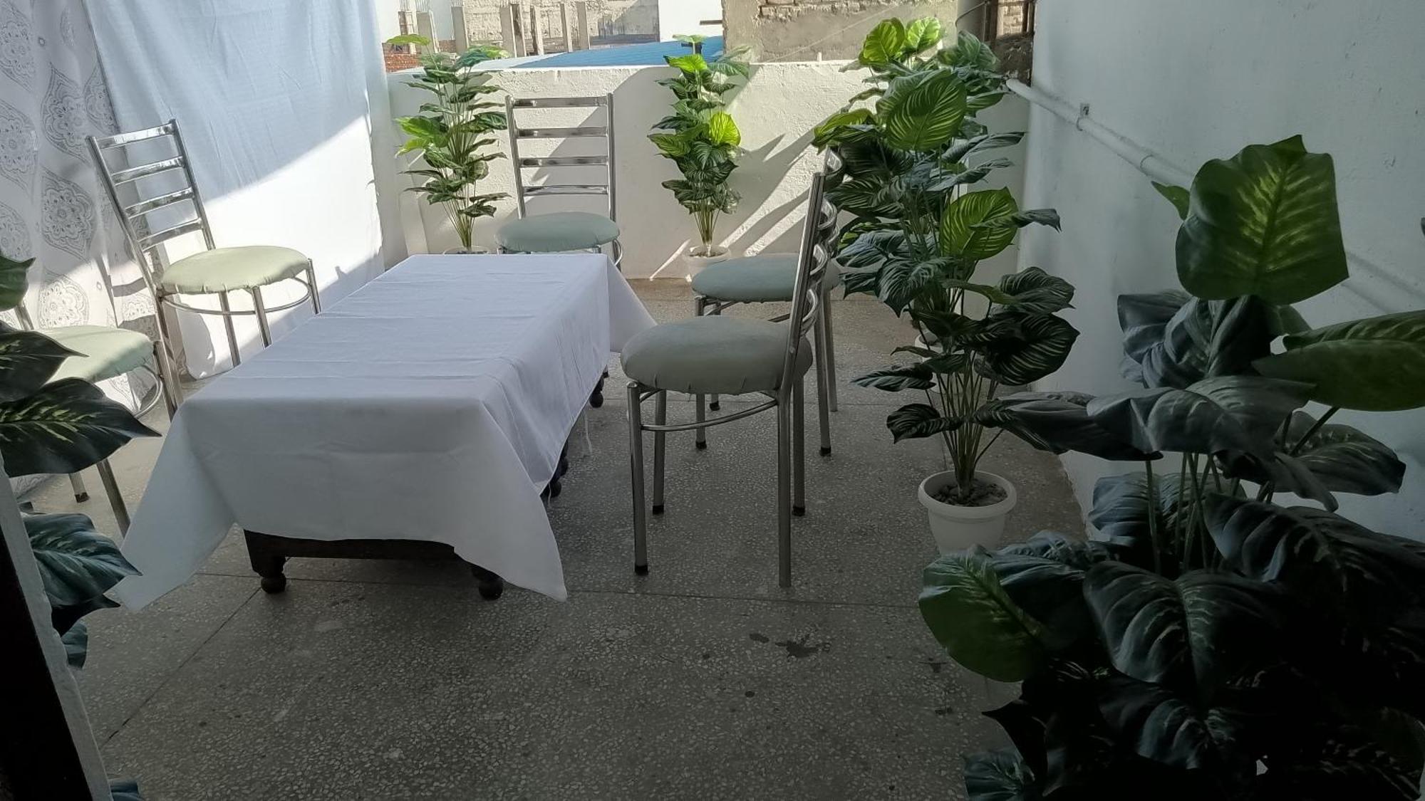 Hotel Clink New Delhi Airport Екстериор снимка